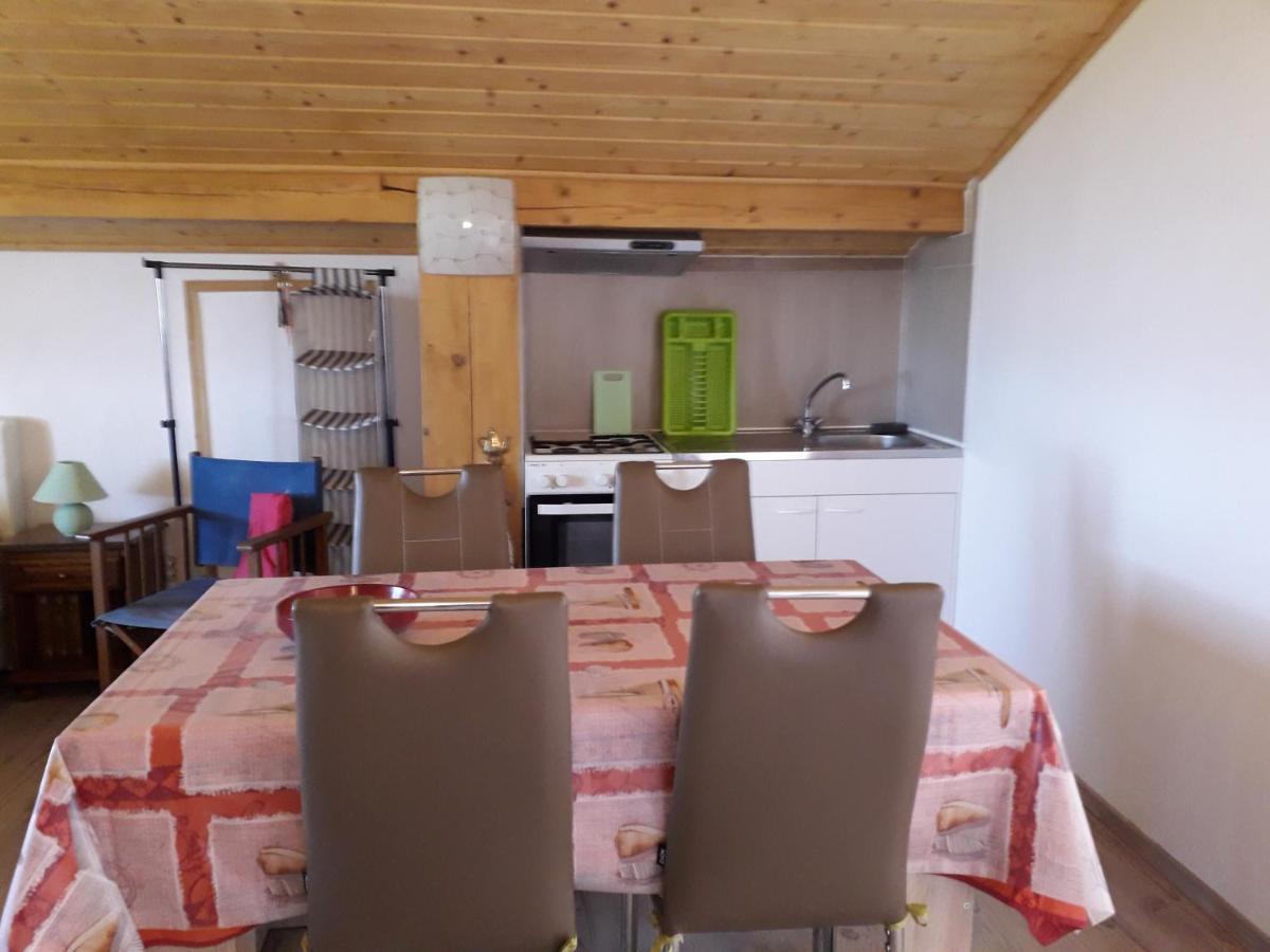 Appartement Nicole Benkovac Εξωτερικό φωτογραφία